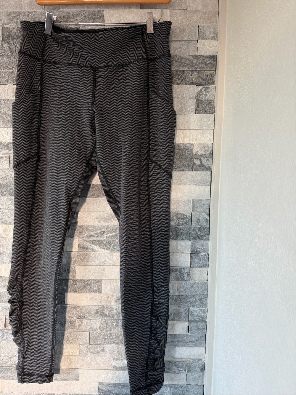 Women LULULEMON Wunder Under Pant Herringbone leggings-Black& Gray-Size 12